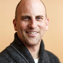 Paul Kalina headshot